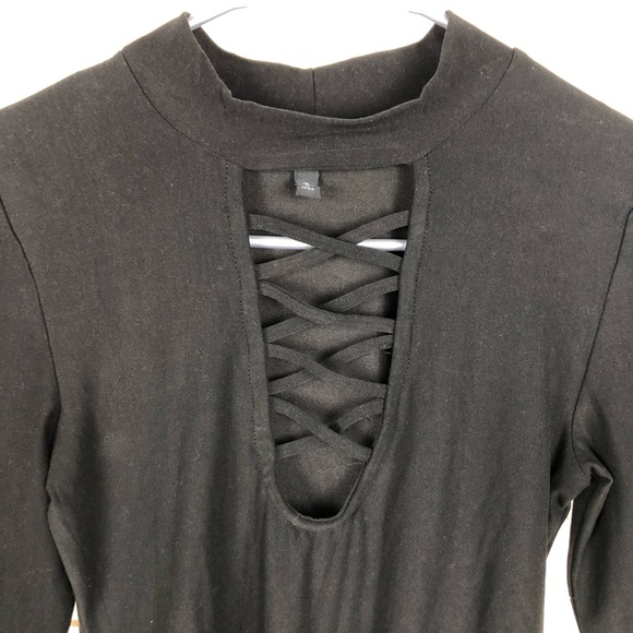 Black Low Cut Crisscross Bodysuit - Picture 2 of 5